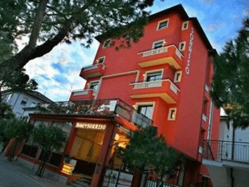 Hotel Sorriso Rimini 3*,