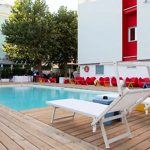 Hotel Rainbow ***s