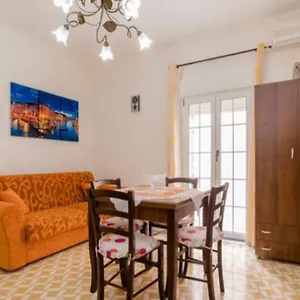 Ad Uso Turistico One Apartment